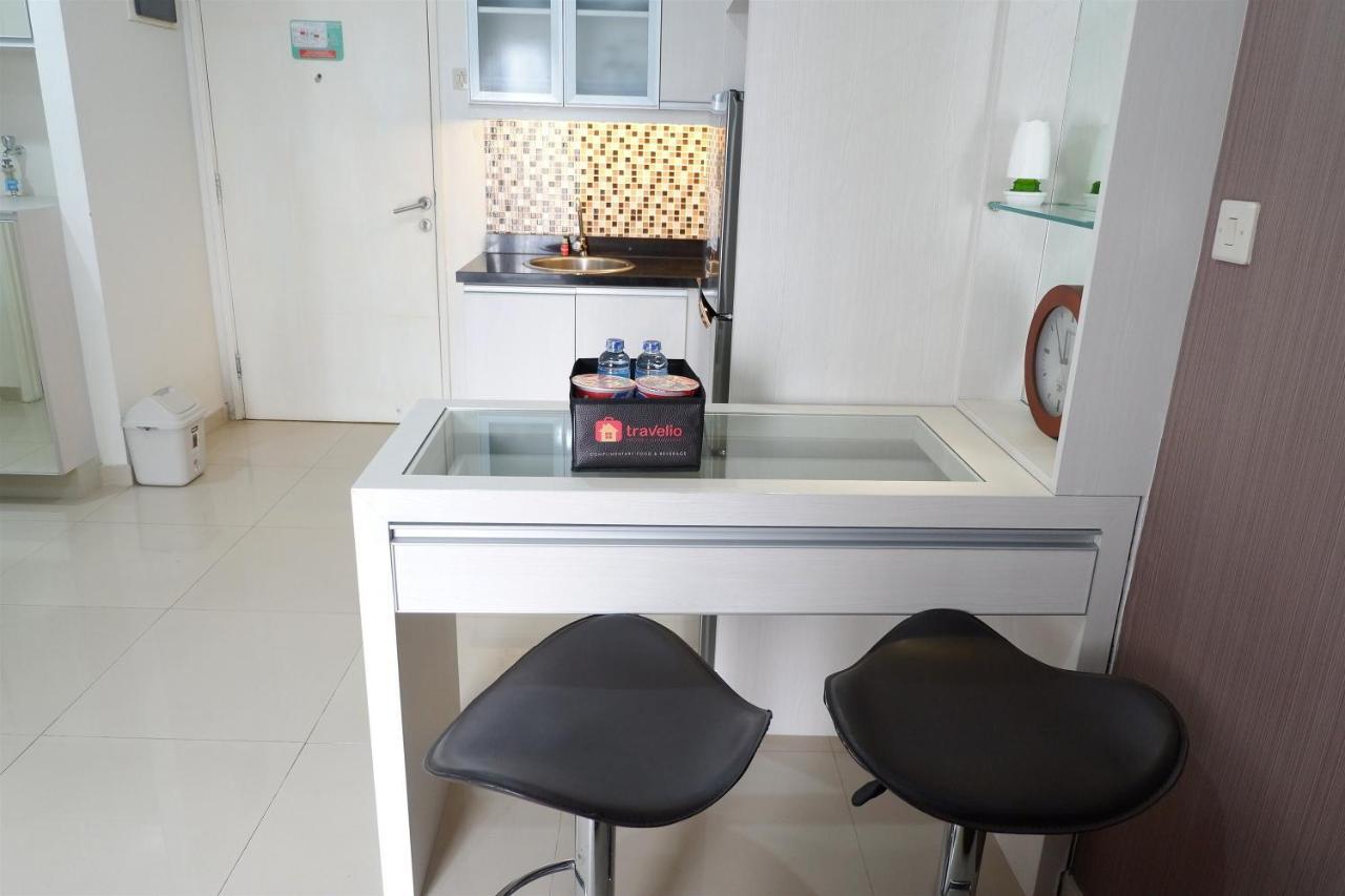 Homey 1Br At The Wave Near Epicentrum Kuningan By Travelio Джакарта Экстерьер фото