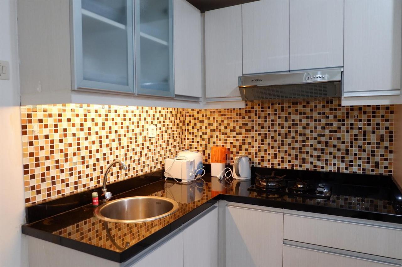 Homey 1Br At The Wave Near Epicentrum Kuningan By Travelio Джакарта Экстерьер фото